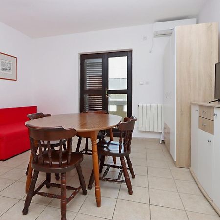 Apartments With A Parking Space Pag - 18345 パグ エクステリア 写真
