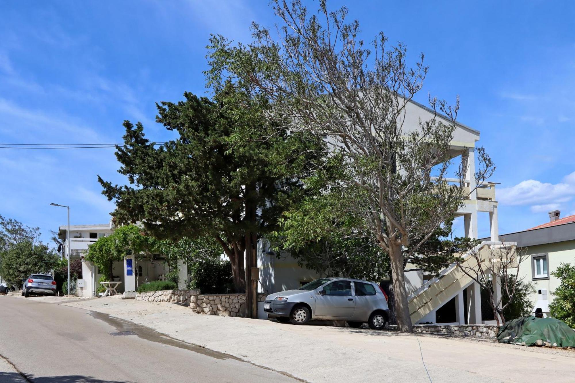 Apartments With A Parking Space Pag - 18345 パグ エクステリア 写真