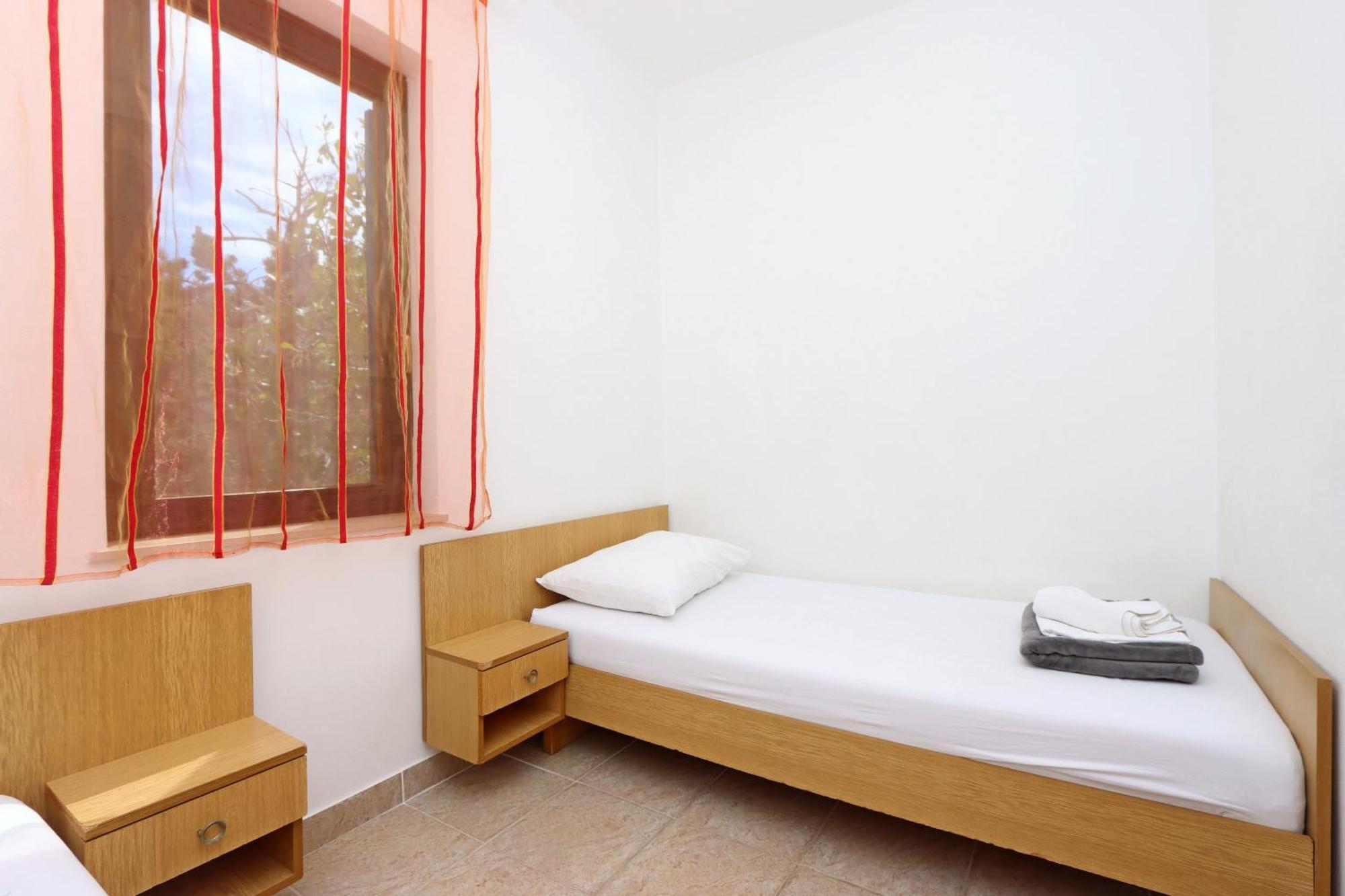 Apartments With A Parking Space Pag - 18345 パグ 部屋 写真